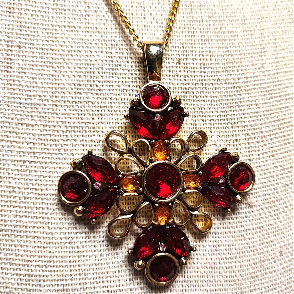 Red Faceted Rhinestone Bezel Set Gold Tone Plated Square 18" Necklace Pendant